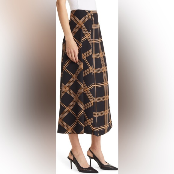 Halogen®
Women's Black Plaid Midi A-Line Skirt - Picture 6 of 6